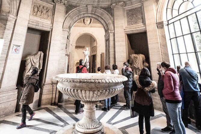 small-group-tour-of-vatican-museums-sistine-chapel-and-basilica-2