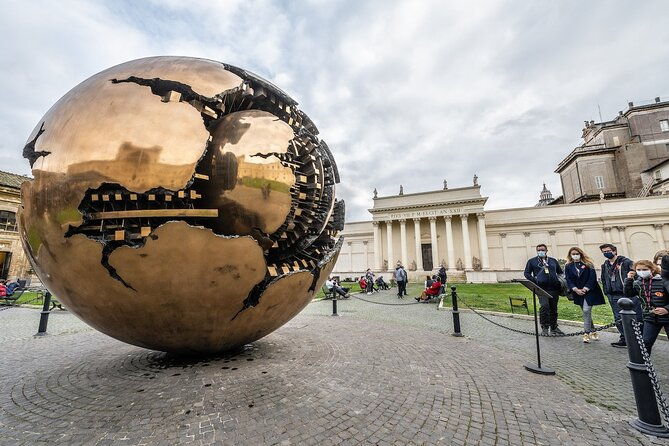 small-group-tour-of-vatican-museums-sistine-chapel-and-basilica-2