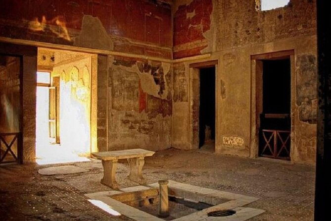 small-group-tour-pompeii-and-herculaneum-from-rome