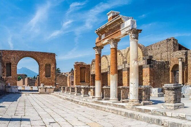 small-group-tour-pompeii-and-herculaneum-from-rome