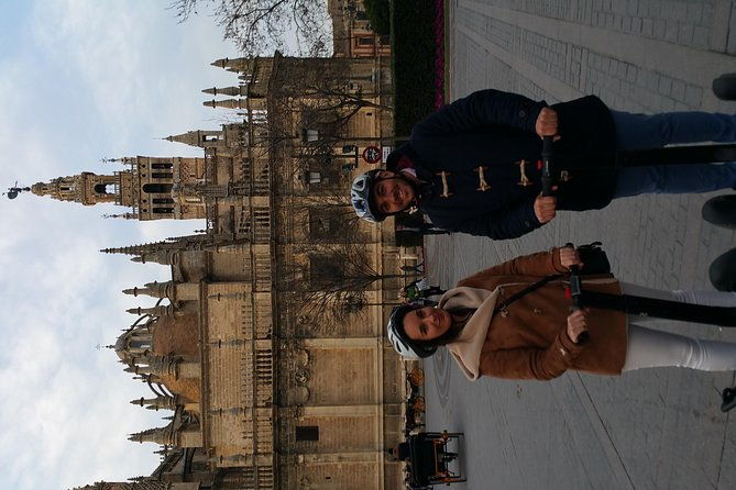 small-group-tour-seville-city-center-and-plaza-espana-via-segway