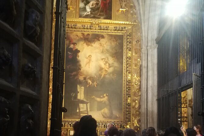 small-group-tour-to-cathedral-and-giralda-direct-entrance