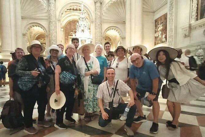 small-group-tour-to-cathedral-and-giralda-direct-entrance