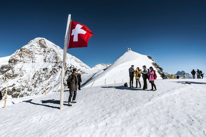 small-group-tour-to-jungfrau-interlaken-from-zurich-ktz364