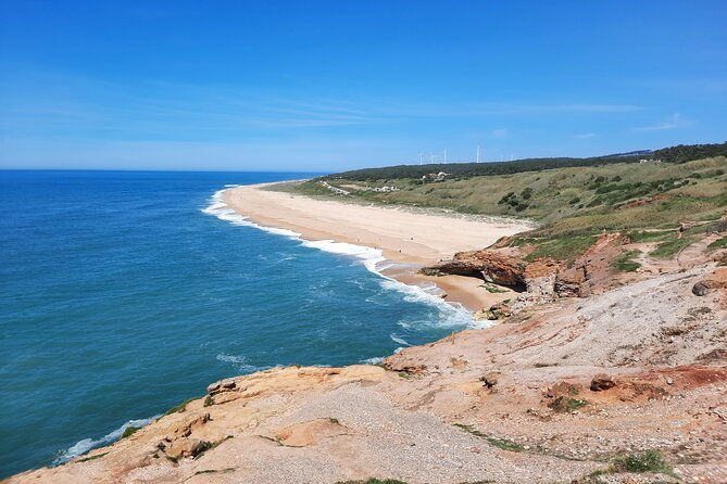 small-group-tour-to-nazare-and-obidos-from-lisbon