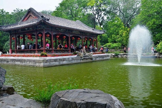 Small Group Tour to Prince Gong's Mansion, Confucian Temple, Imperial College - FAQ