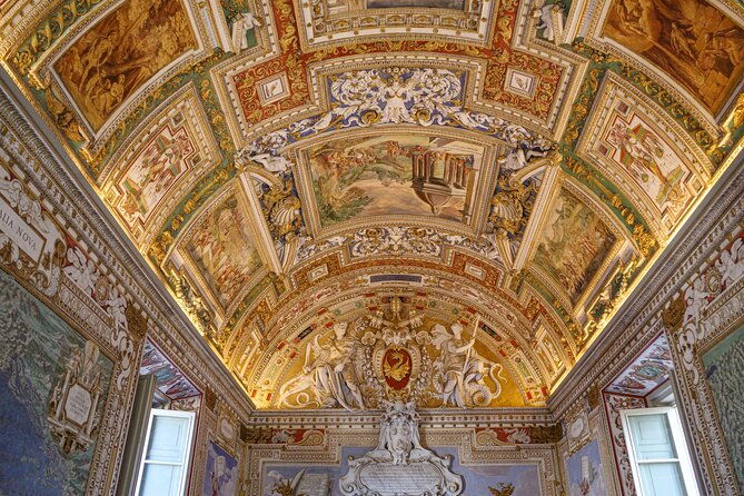small-group-tour-vatican-museums-and-sistine-chapel