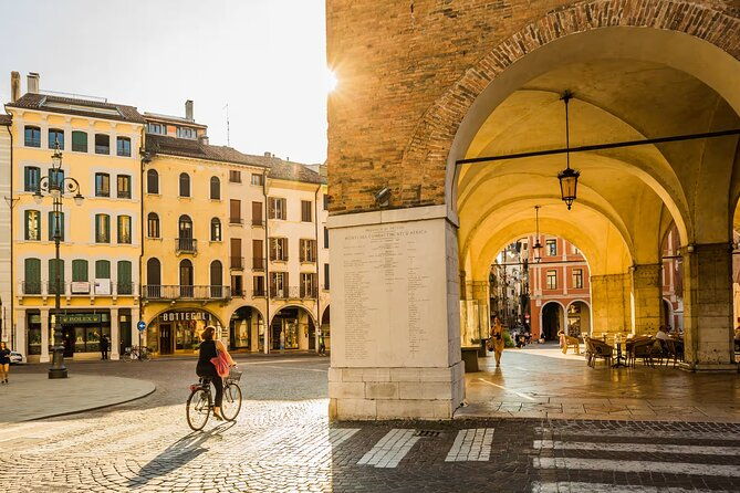 small-group-uffizi-museum-and-leonardo-da-vinci-highlights-tour