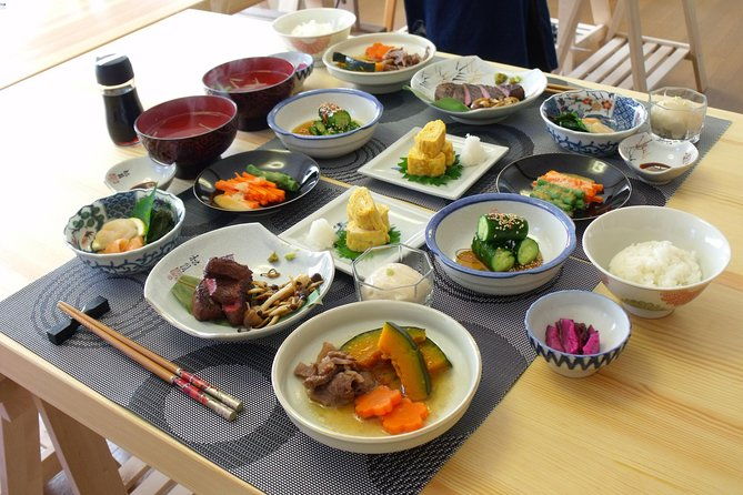 small-group-wagyu-beef-and-7-japanese-dishes-tokyo-cooking-class
