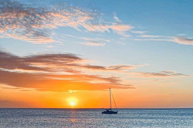 small-group-waikiki-sunset-sailing-tour