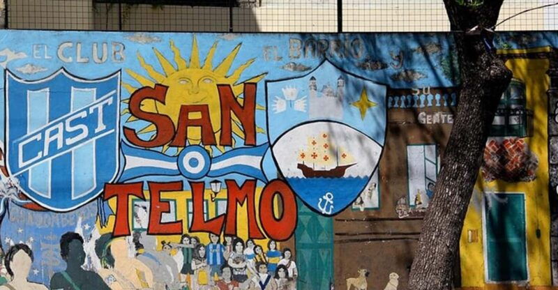 small-group-walking-tour-san-telmo-neighborhood