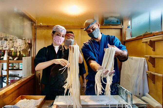 small-group-walking-tour-with-udon-cooking-class-in-hino