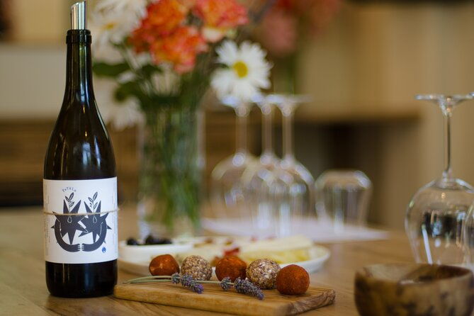 small-group-wine-tasting-activity-in-west-chania