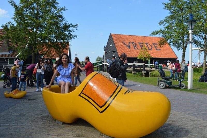 Small Group Zaanse Schans & Volendam Tour w/ Hotel Pick up - Final thoughts