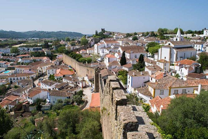 small-group2-6pax-lisbon-to-obidosfatimanazare-private-tour