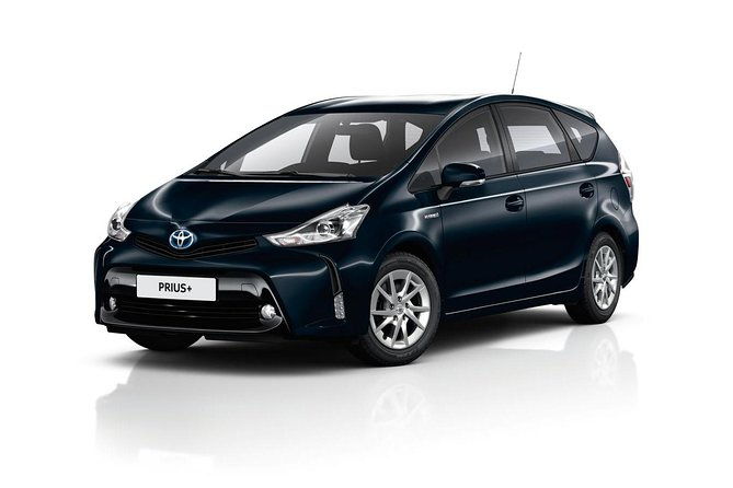 small-groups-transfer-from-barcelona-city-center-to-barcelona-airport