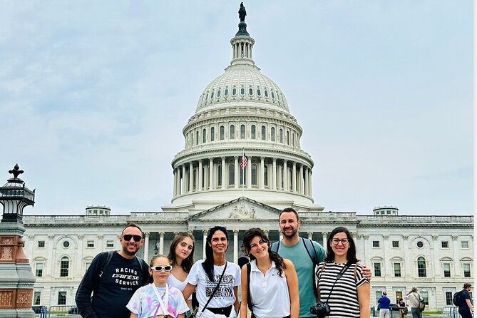 small-guided-tour-inside-the-capitol-and-library-of-congress