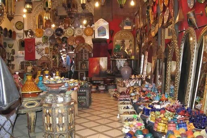 SMALL SAHARA & SILVER CITY- MASSA & TIZNIT IN 4x4 WITH LUNCH IN BERBER STYLE - The Desert Dunes and Berber-Style Lunch