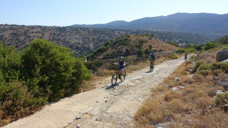 small-villages-and-cretan-nature-e-bike-tour-2