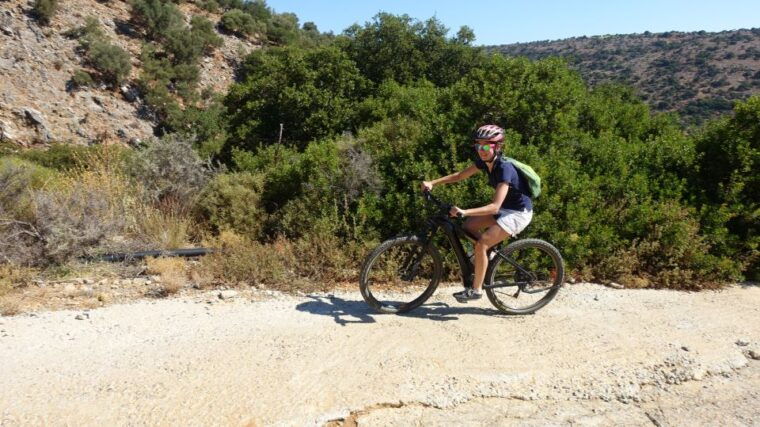small-villages-and-cretan-nature-e-bike-tour-2