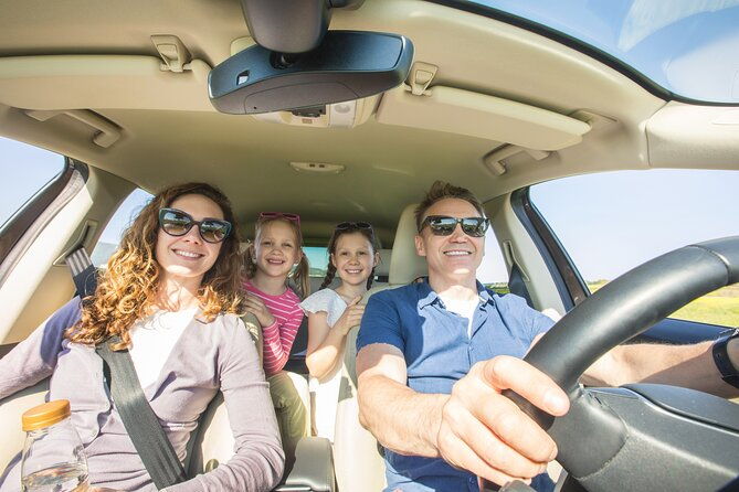 smartphone-driving-tour-b-w-breckenridge-denver