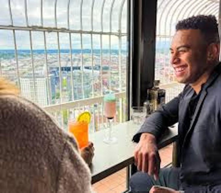 smith-tower-the-views-the-history-and-the-cocktails