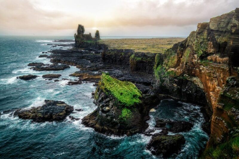snaefellsnes-peninsula-and-kirkjufell-small-group-tour