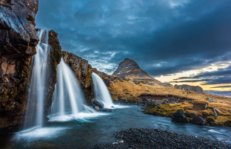 snaefellsnes-peninsula-vatnshellir-lava-cave-private-tour
