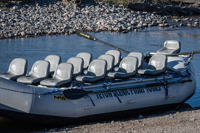 snake-river-scenic-float-private-guided-tour