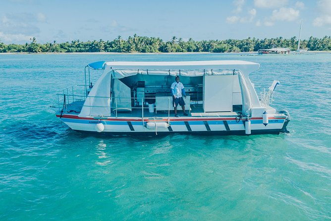 snorkel-lovers-for-all-ages-premium-seafood-lunch-in-punta-cana