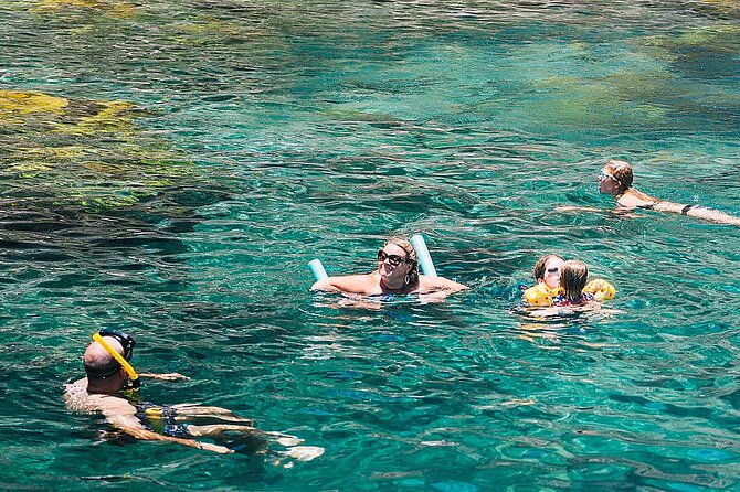 snorkel-lunch-lounge-bluewater-or-snorkel-and-lunch-leeward