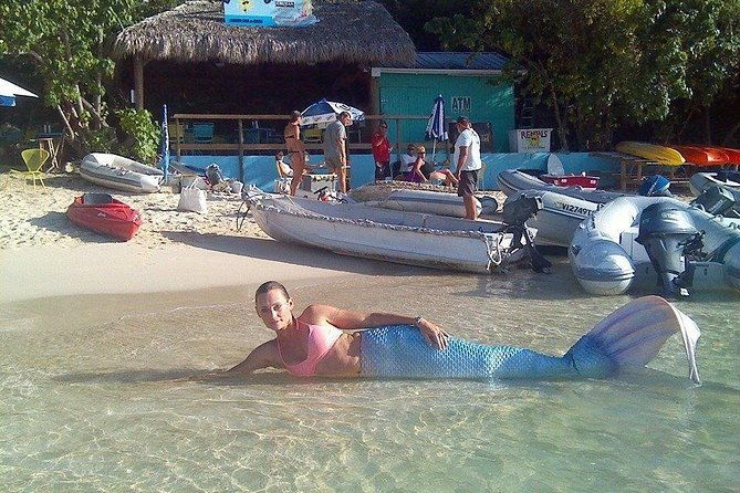 snorkel-swim-with-turtles-semi-private-tour-to-buck-island-honeymoon-beach