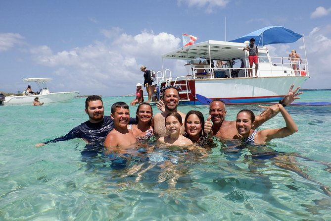snorkel-to-a-locals-secret-spot-private-charter