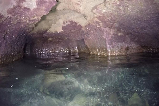 snorkeling-among-the-underwater-caves-of-ischia-ponte