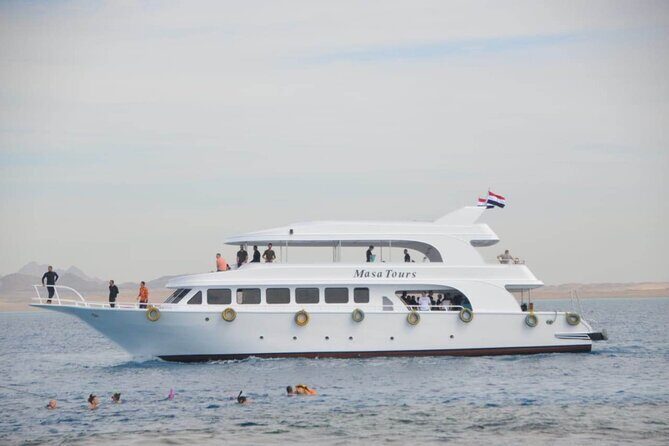 Snorkeling and Diving to Ras Mohamed And White Island by VIP Boat - What to Expect from the Tour