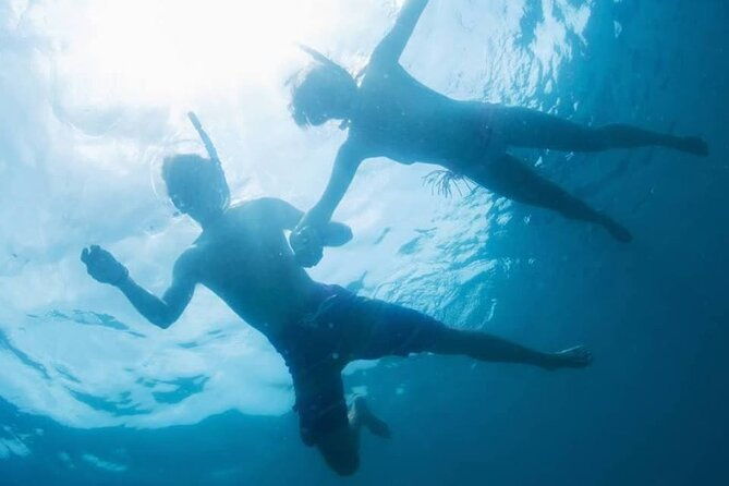snorkeling-at-the-pirate-islets-and-paradise-beach