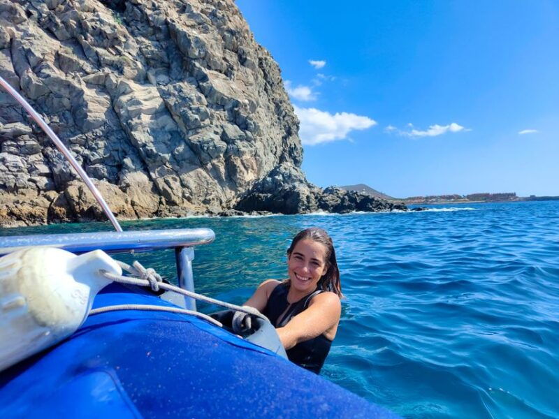 snorkeling-boat-trip-in-marine-turtles-natural-habitat