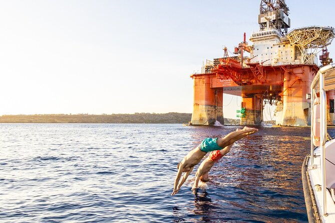snorkeling-boat-trip-tugboat-beach-and-spanish-water-curacao
