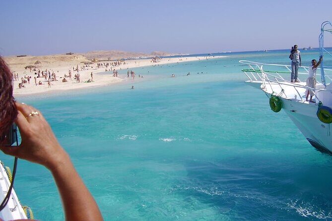 Snorkeling by Boat to Ras Mohamed and White island excursion in Sharm - FAQs