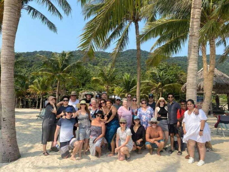 snorkeling-cham-island-by-speedboat-from-hoi-an-da-nang