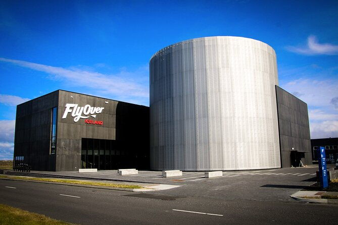 snorkeling-in-silfra-fly-over-iceland-virtual-experience-self-drive