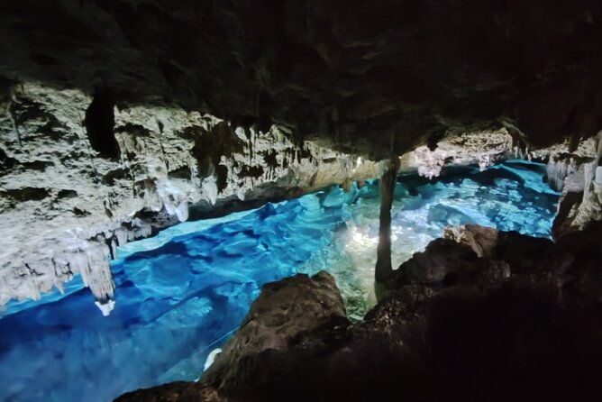 snorkeling-in-the-cenotes-of-bayahibe