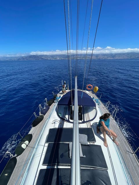 snorkeling-lunch-in-nature-reserve-garajau