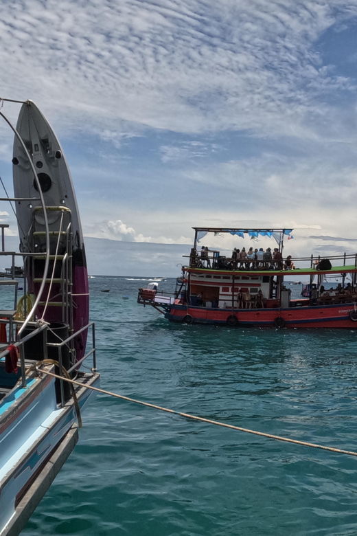 snorkeling-tour-with-meals-and-bbqs-cocktail-sunset