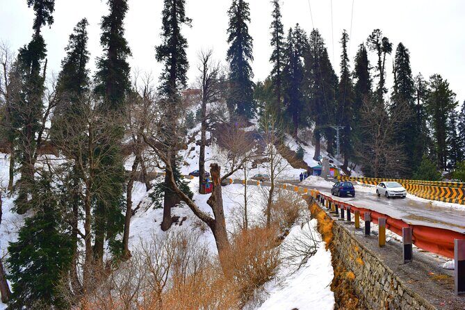 Snow Adventure in Foot Hills of Himalayas From Lahore - Key Points
