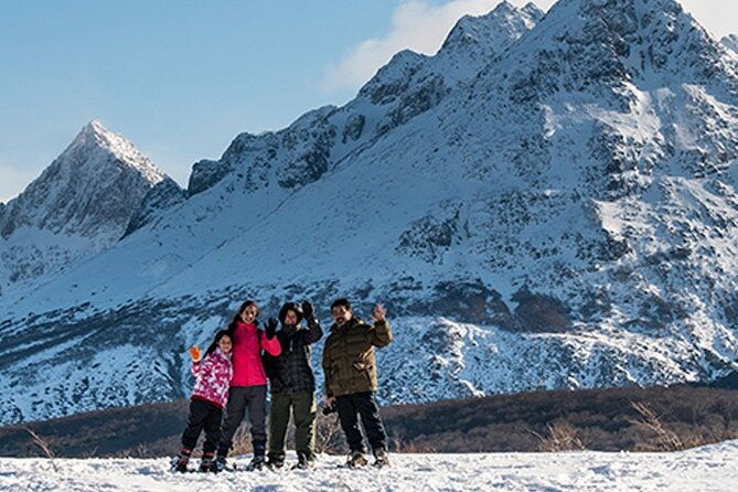 snow-day-on-snowmobiles-snowshoe-hike-and-culipatin