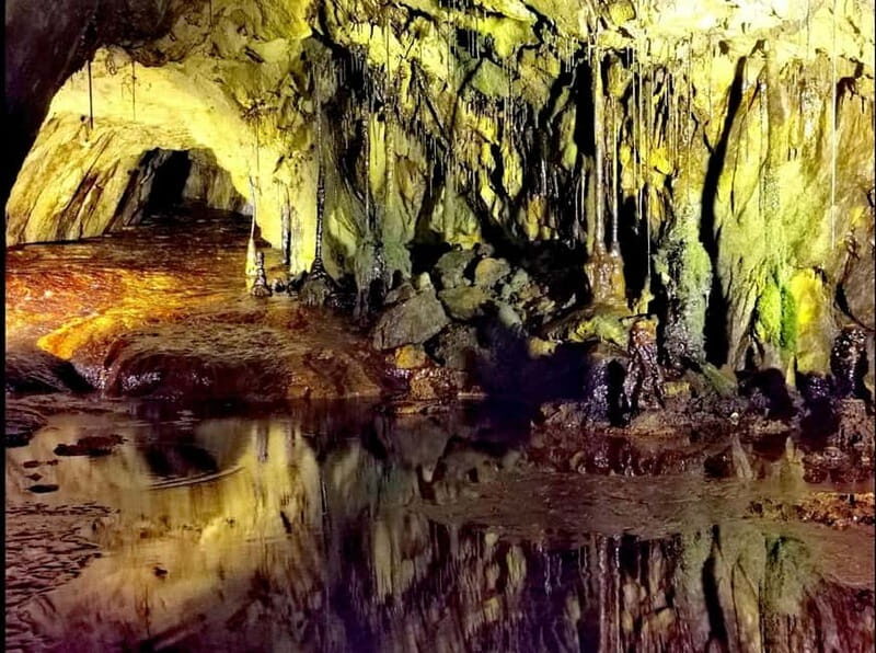 Snowdonia: Snowdonia Mountains, Lakes & Mines Private Tour - Panoramic Views and Castle Ruins