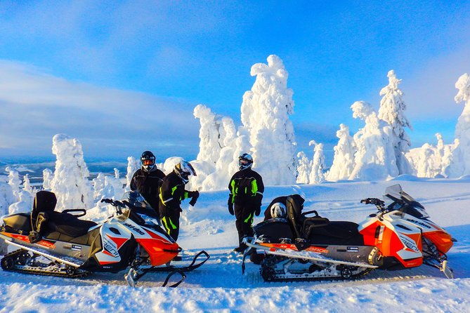 snowmobile-adventure-in-swedish-lapland-day-tour