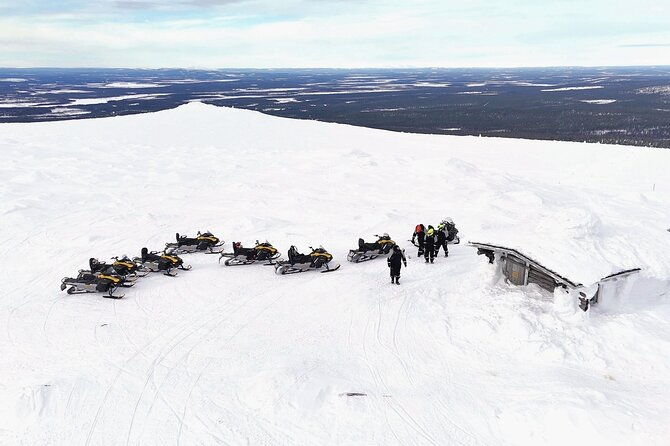 snowmobile-rides-through-kumputunturi-fell-in-kittila-finland