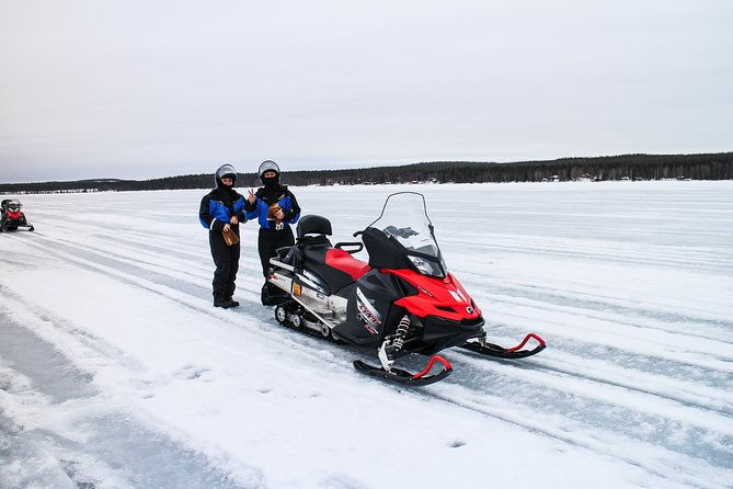 snowmobile-safari-in-the-nature